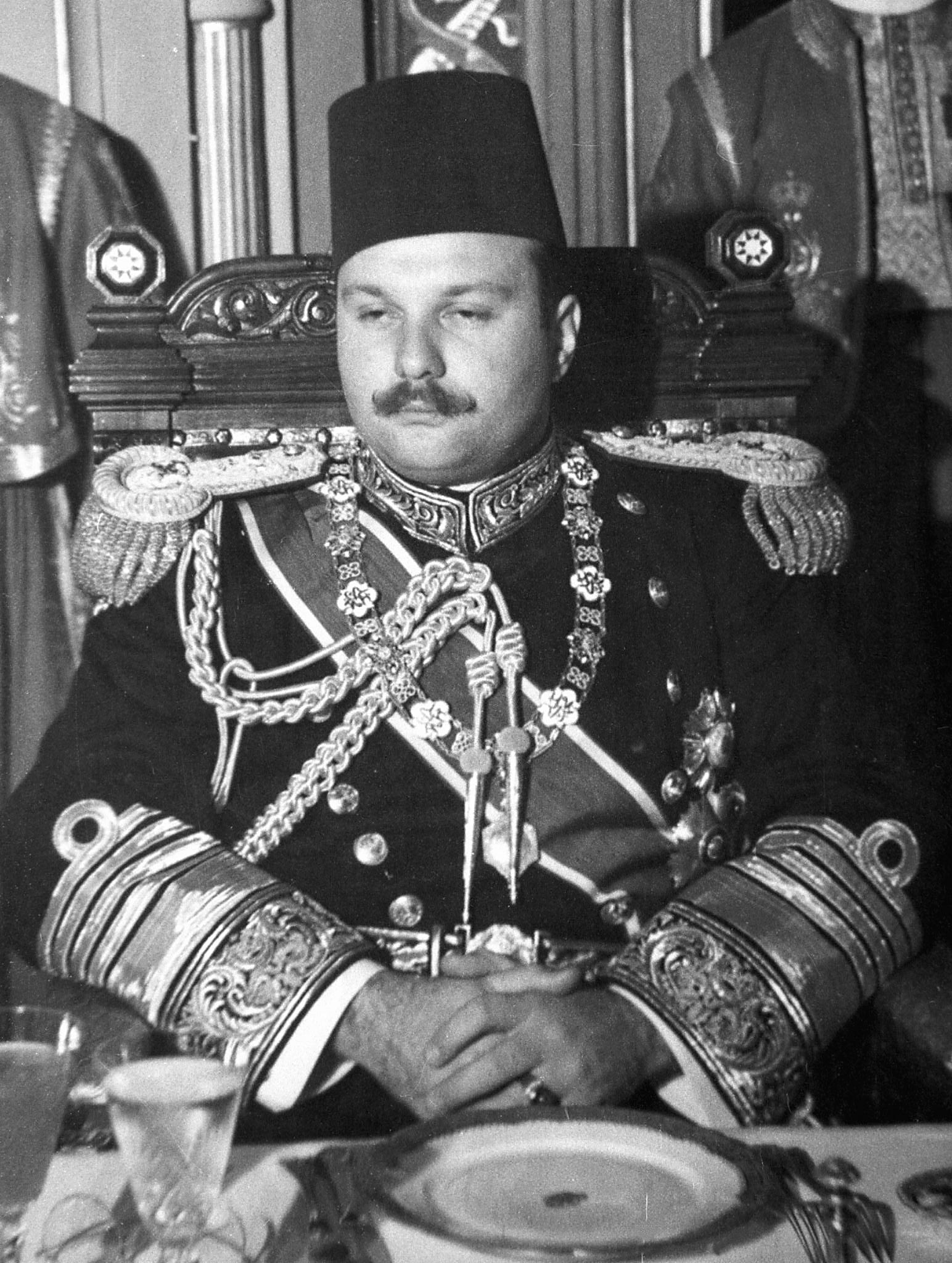 الملك فاروق..جمود النبالة الموروثة